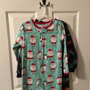 Carters Boys Pajamas lot of 2 pairs